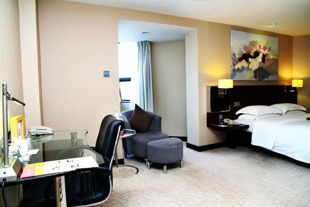 The Pavilion Hotel