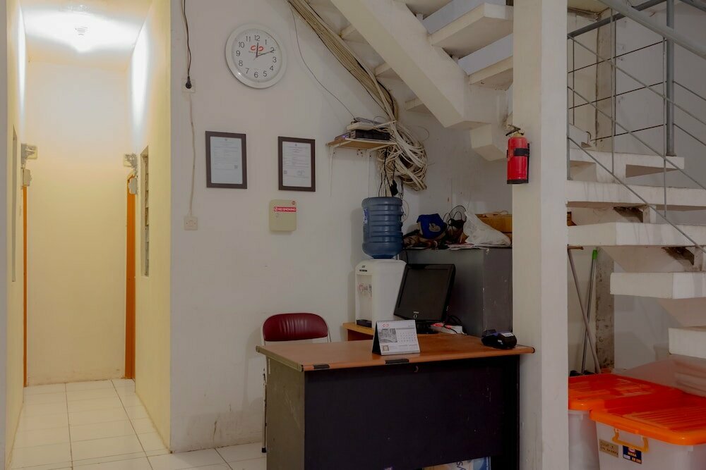 Super Oyo 160 Lontar Residence