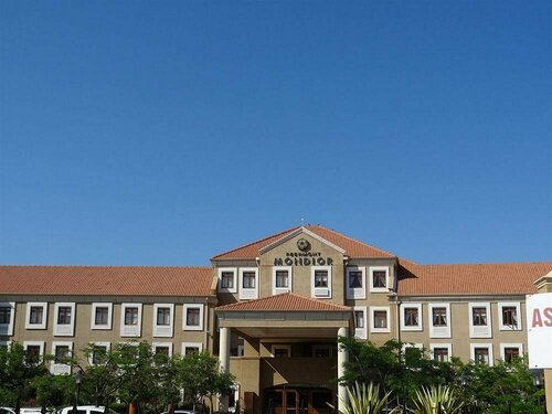 Peermont Mondior Hotel, Réserver Hôtel Gaborone Botswana