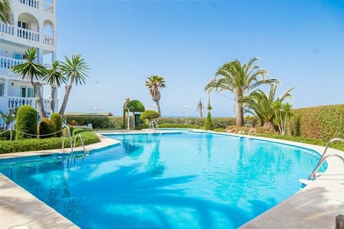 Stella Maris B2 BA Nerja, Забронировать Отель Нерха Axarquía, рядом с Paseo de los Carabineros