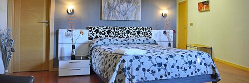 Cuatro Caminos, Book Hostel / Vandrerhjem Piedrabuena 