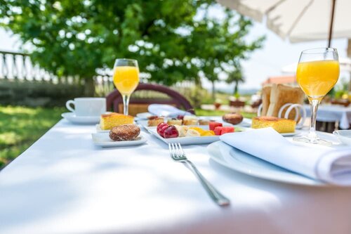 Posada Lunada, Забронировать Отель «постель и завтрак» Отели Cantabria Coast 3 звезды, 3*