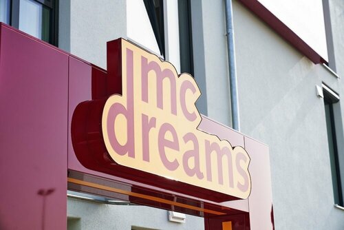 McDreams Hotel München-Nord, Reservar Hotel Hotéis em Eching com pequeno-almoço, Café da manhã
