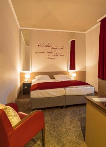 Hotel Lippischer Hof, Забронировать Отель Детмольд Teutoburg Forest