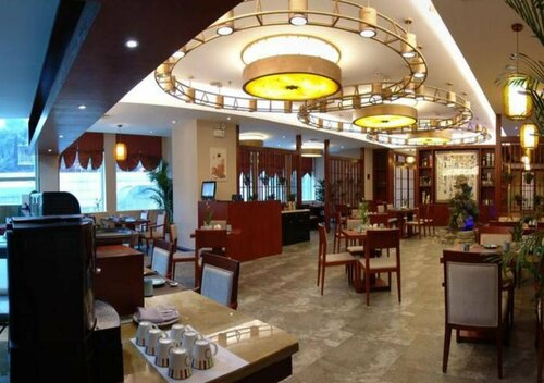 Wanyou Conifer Hotel Chongqing, Prenota Hotel Hotel a Chongqing Area con piscina, Piscina