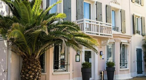 Hotel Val Flores, Забронировать Отель Отели French Basque Country с парковкой, Парковка