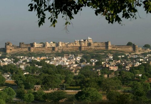 Rovers Luxe Stay - SARDARGARH Heritage Fort, Near Udaipur, Забронировать Отель Отели штата Раджастхана 5 звезд, 5*