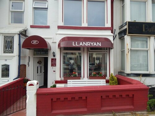 Llanryan Guest House, Rezervați Pensiune Pensiuni în Merseyside, Pensiune
