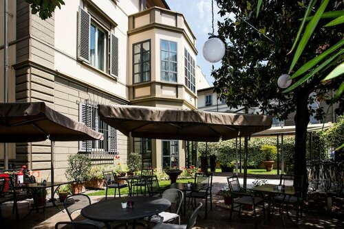 Allegroitalia San Gallo Firenze, Забронировать Отель Отели Флоренции с бассейном, рядом с Дворец Медичи-Риккарди, Бассейн