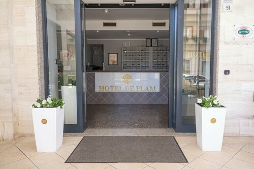 Hotel De Plam, Забронировать Отель Ольбия Изумрудный берег
