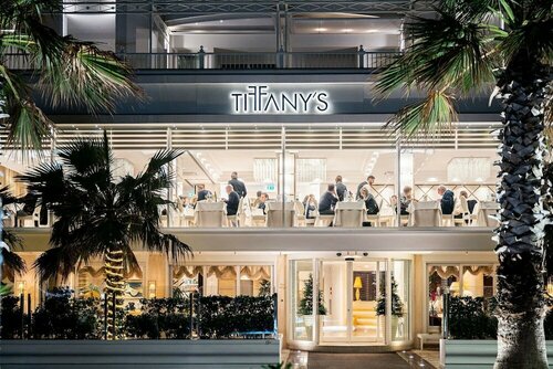 Hotel Tiffanys, Забронировать Отель Риччоне Побережье Римини, рядом с Конференц-центр Riccione