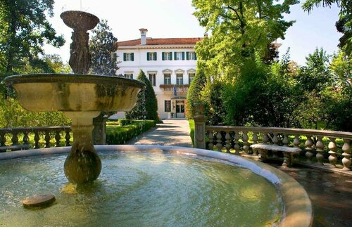 Villa Revedin, Забронировать Вилла Отели Горго-аль-Монтикано с парковкой, Парковка