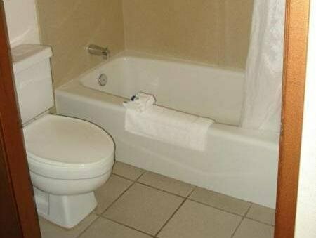 Country Inn Ontario, Забронировать Отель Онтарио штат Калифорния