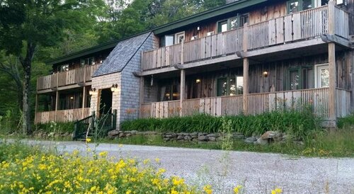 Lotus Mountain Retreat, Rezerwuj Dom wakacyjny Bolton Valley Central Vermont