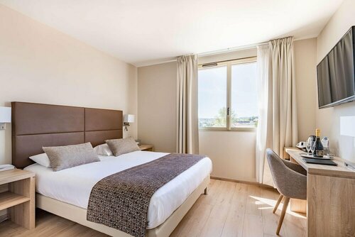 Best Western Des Barolles, Book Hotel Hoteller i Rhône-Alps med parkering, Parkering