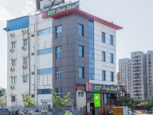 Hotel M Gachibowli by FabHotels, Book Hotel Hoteller i Telangana med parkering, Parkering