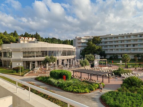 Remisens Hotel Albatros, Забронировать Отель Отели Дубровницко-Неретванская жупания с завтраком, Завтраки