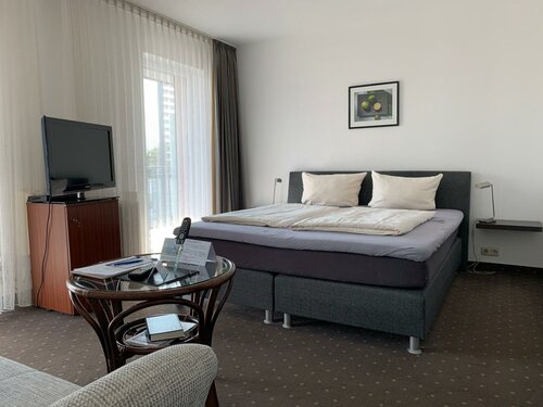 Hotel Buntrock, Забронировать Отель Отели Weser Uplands с парковкой, Парковка