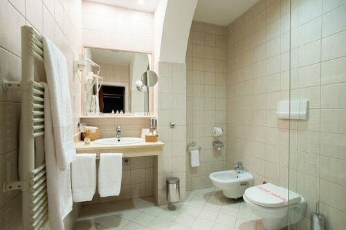 Diplomat Hotel & SPA, Забронировать Курортный отель Тирана область Тирана
