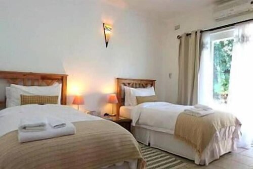 The Saffron House, Забронировать Гостевой дом Отели Durban North Coast с парковкой, Парковка