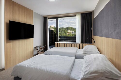 Hotel Kompas, Забронировать Отель СПА-отели Блед, рядом с Горнолыжный подъемник «Блед-Стража», SPA-услуги