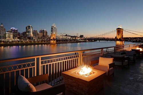 Cincinnati Marriott at RiverCenter, Забронировать Отель Ковингтон Northern Kentucky River Region