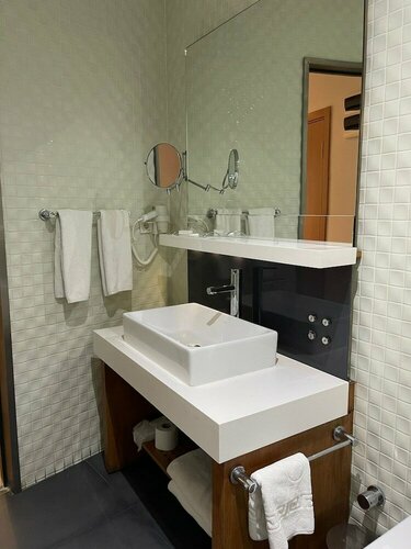 Misafir Suites 8 Istanbul, Rezerwuj Hotel Hotele 4-gwiazdkowe w Stambuł, 4*
