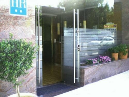 Hotel Rostits, Забронировать Отель Отели и гостиницы Кастельон-де-ла-Плана, Отель