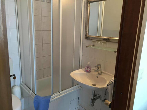 Hotel Grüner Kranz, Забронировать Отель Рендсбург земля Шлезвиг-Гольштейн, рядом с Христианская церковь