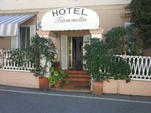 Hotel Fiammetta, Забронировать Отель Кверчинелла Берег Этрусков