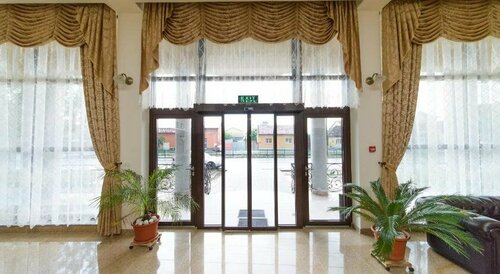 Hotel Miky, Reservar Hotel Hotéis em Arad com estacionamento, Estacionamento