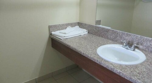 National Inn Garden Grove, Забронировать Отель Гарден-Гроув Анахайм
