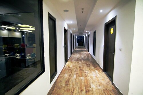 Trinetar Jammu, Забронировать Отель Отели Берпер с парковкой, Парковка