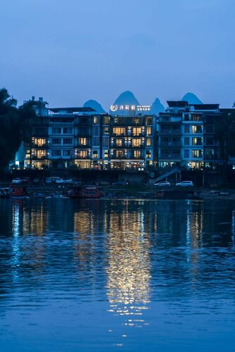 Sea Lily Yangshuo Riverside Resort, Забронировать Курортный отель Отели Яншо с завтраком, Завтраки