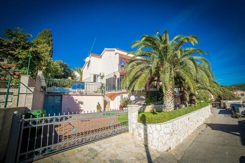 Apartments The Palms, Забронировать Апартаменты/квартира Отели в центре Округ-Горнджи, в центре