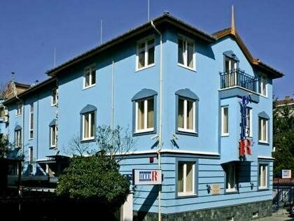 DITER Family Hotel, Забронировать Отель Отели Софийской области с завтраком, рядом с Национальная библиотека им. святых Кирилла и Мефодия в Софии, Завтраки