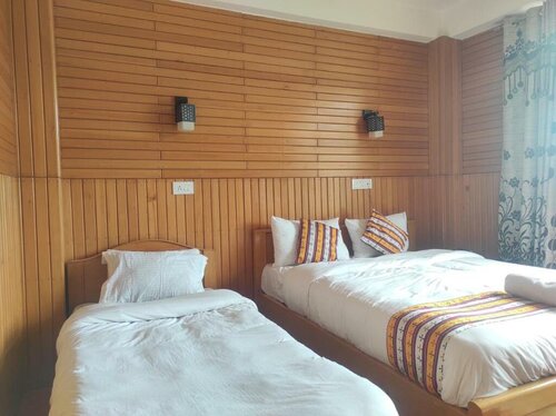 Hotel Tayatha, Забронировать Отель Отели Таванг с завтраком, Завтраки