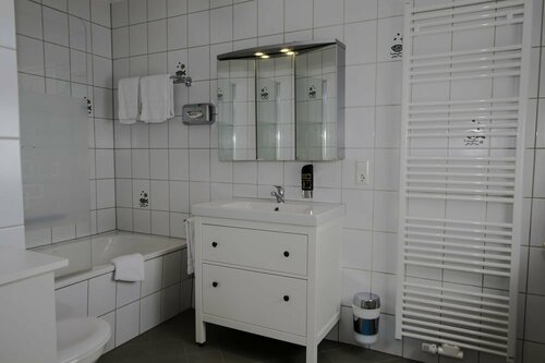 Hotel Schneider, Забронировать Отель Центр города Медебах
