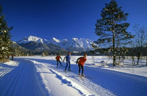 Alpenhof Krün, Забронировать Отель Отели Баварии с парковкой, Парковка