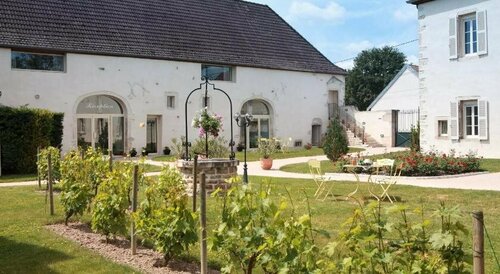 Hotel l'Orée Des Vignes, Book Hotel Hoteller i Burgund med parkering, Parkering