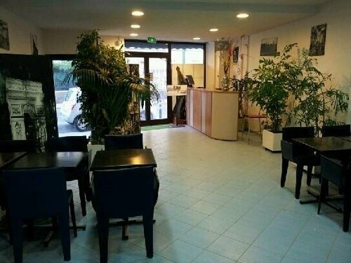 Hôtel Royal Colombes, Забронировать Отель Коломб Дефанс