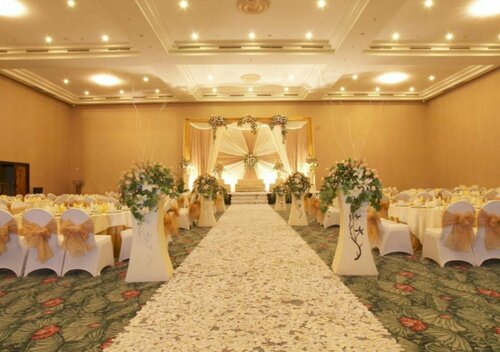 Peninsula Hotel, Забронировать Отель Отели провинции Джакарты с парковкой, Парковка