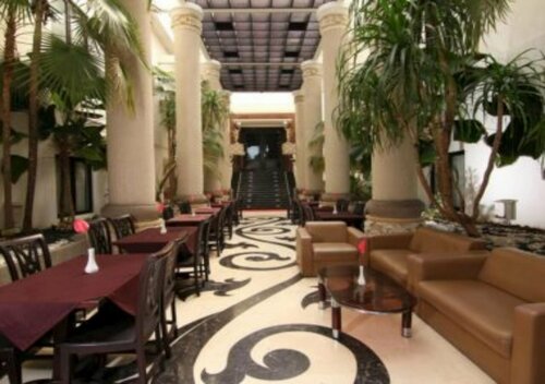 The Aliante Hotel, Prenota Hotel Hotel per affari a Malang, 4* 5*