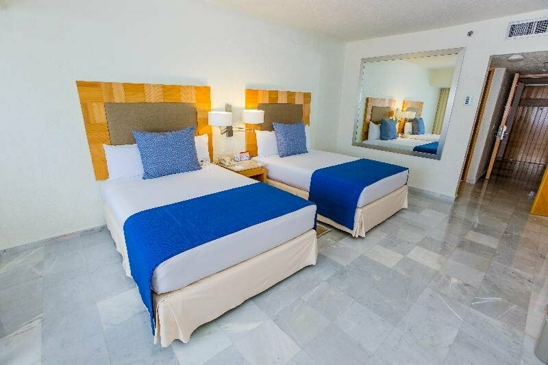 Park Royal Beach Cancun - All Inclusive