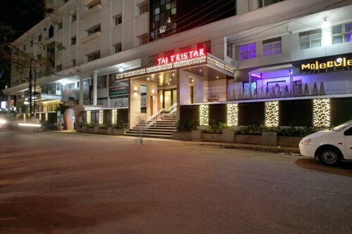 Taj Tristar, Забронировать Отель Отели Telangana 3 звезды, 3*