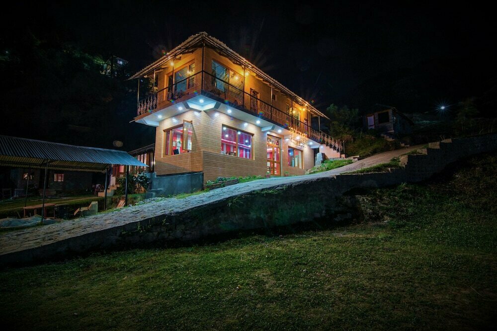 Una Comfort Great Himalayan Adventure Reosrt