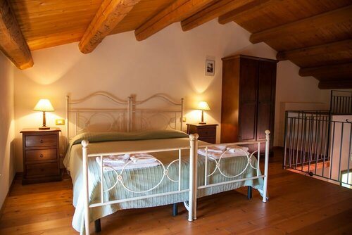Agriturismo Borgo degli ulivi, Забронировать Фермерский дом Фермерские дома Каникаттини-Баньи, Фермерский дом