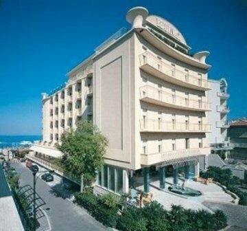 Hotel Beaurivage, Забронировать Отель СПА-отели Каттолики, рядом с Аквариум Le Navi, SPA-услуги