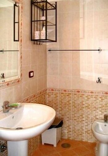 B&B Domus Gemi, Забронировать Отель «постель и завтрак» Неаполь - исторический центр Неаполь, рядом с Ospedale degli Incurabili