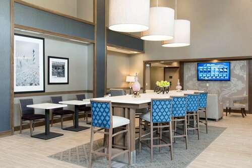 Hampton Inn & Suites Michigan City, Varaa Hotelli Hotellit Indiana aamiaisella, Aamiainen